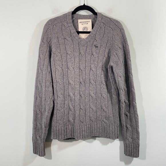 Abercrombie & Fitch Men Grey Cable Knit Wool Blend V-neck Pullover Sweater Sz M - Picture 1 of 8